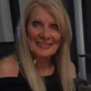 Meet your Posher, Suzanne